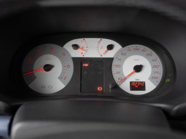Renault Symbol I Рестайлинг 2 с пробегом 2007 года, цена 430 000 рублей, 182343 км, седан, Автокод Объявления