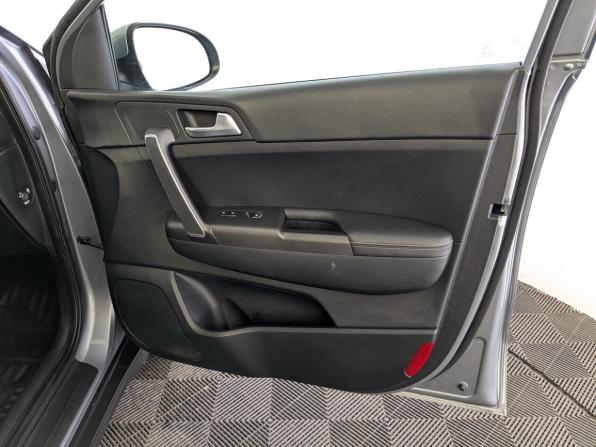 Kia Sportage IV Рестайлинг с пробегом 2021 года, цена 2 250 000 рублей, 112484 км, внедорожник, Автокод Объявления