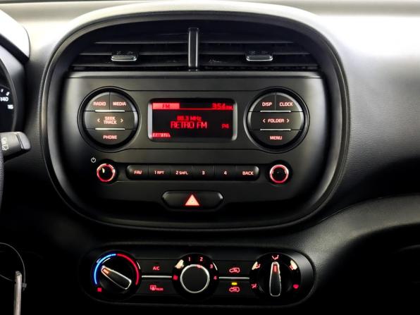 Kia Soul III с пробегом 2022 года, цена 2 140 000 рублей, 65135 км, хэтчбек, Автокод Объявления