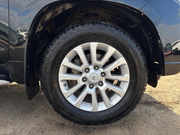Toyota Land Cruiser Prado 150 Series Рестайлинг 1 с пробегом 2014 года, цена 2 940 000 рублей, 200390 км, внедорожник, Автокод Объявления