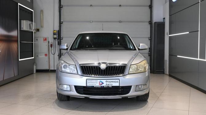 Skoda Octavia II (A5) Рестайлинг с пробегом 2009 года, цена 625 000 рублей, 202266 км, лифтбек, Автокод Объявления