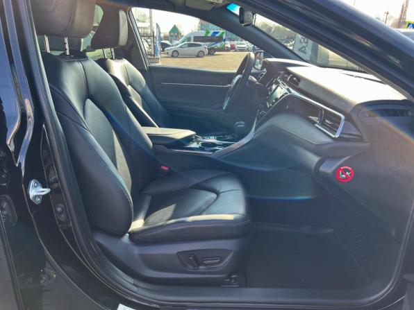 Toyota Camry VIII (XV70) с пробегом 2019 года, цена 2 379 500 рублей, 172772 км, седан, Автокод Объявления