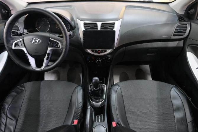 Hyundai Solaris I с пробегом 2011 года, цена 699 000 рублей, 206500 км, седан, Автокод Объявления