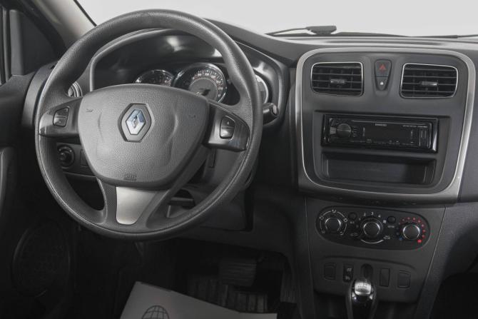 Renault Sandero II с пробегом 2017 года, цена 999 000 рублей, 134000 км, хэтчбек, Автокод Объявления