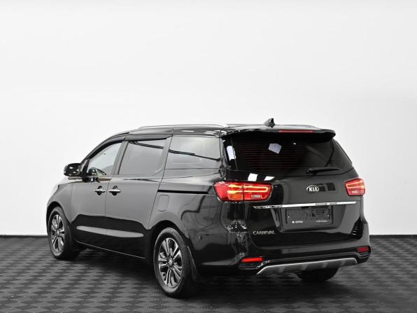 Kia Carnival III с пробегом 2018 года, цена 2 549 000 рублей, 151000 км, минивэн, Автокод Объявления