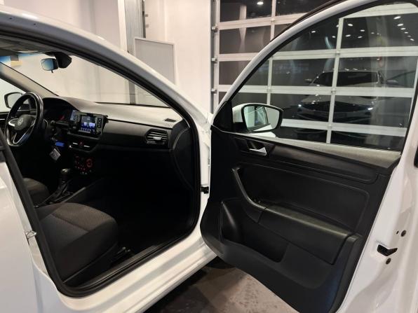 Volkswagen Polo VI с пробегом 2022 года, цена 1 530 000 рублей, 111381 км, лифтбек, Автокод Объявления