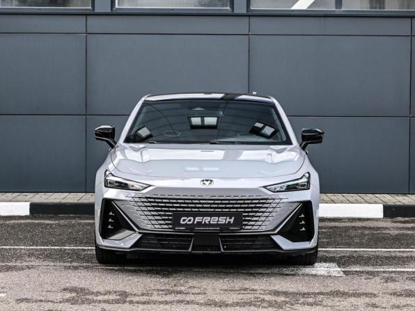 Changan UNI-V I с пробегом 2024 года, цена 2 339 000 рублей, 8016 км, лифтбек, Автокод Объявления