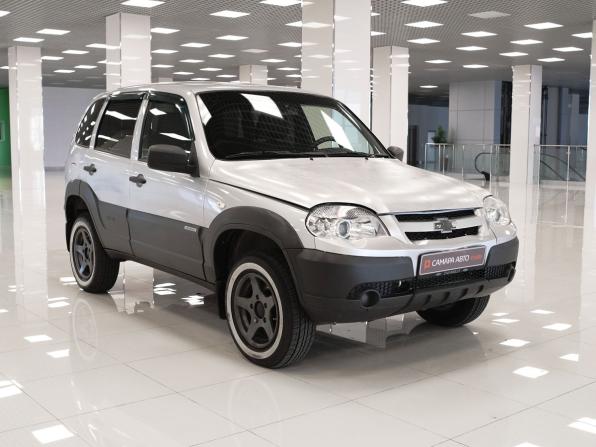 Chevrolet Niva I Рестайлинг с пробегом 2018 года, цена 643 000 рублей, 110773 км, внедорожник, Автокод Объявления