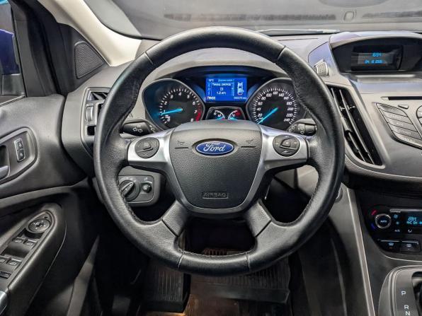 Ford Kuga II с пробегом 2016 года, цена 1 600 000 рублей, 92565 км, внедорожник, Автокод Объявления
