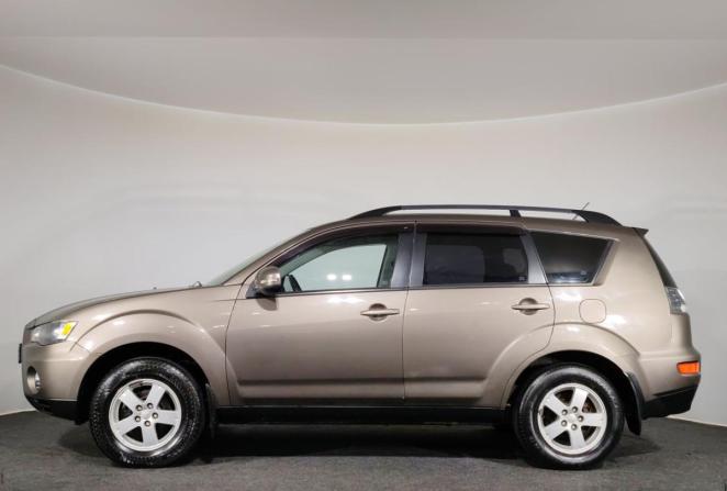 Mitsubishi Outlander II Рестайлинг с пробегом 2011 года, цена 1 150 000 рублей, 180000 км, внедорожник, Автокод Объявления