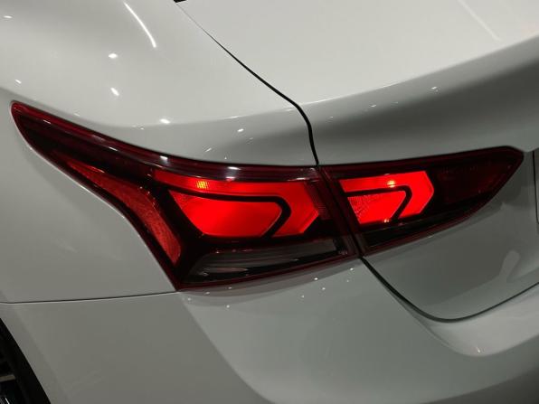 Hyundai Solaris II с пробегом 2017 года, цена 1 180 000 рублей, 120708 км, седан, Автокод Объявления