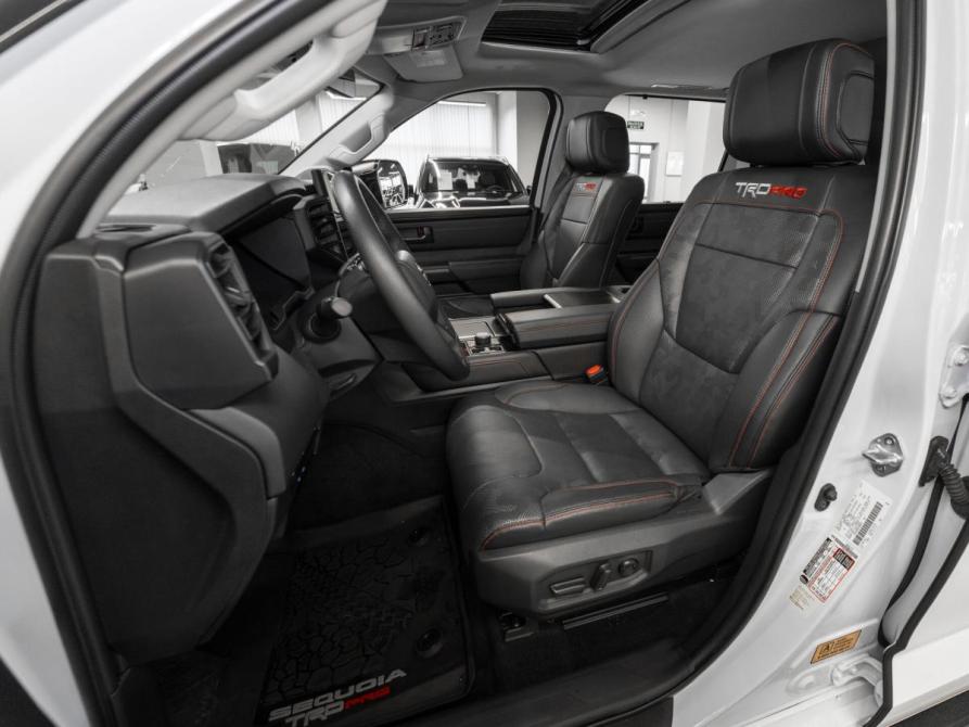 Toyota Sequoia III Москва  - изображение 9