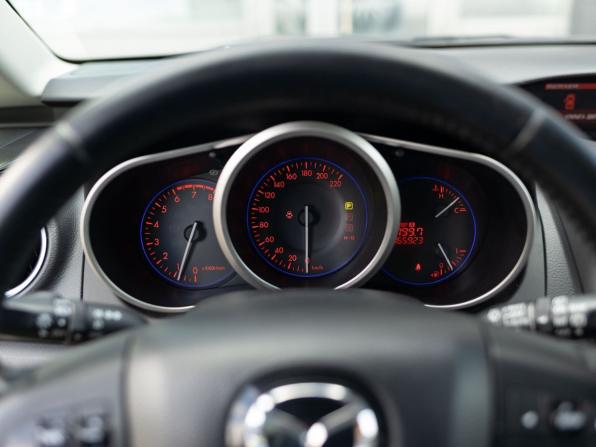 Mazda CX-7 I Рестайлинг с пробегом 2011 года, цена 1 200 000 рублей, 165914 км, внедорожник, Автокод Объявления