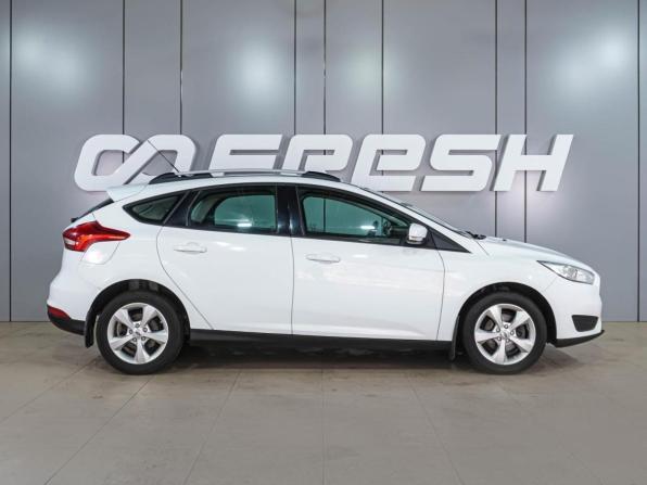 Ford Focus III Рестайлинг с пробегом 2015 года, цена 949 900 рублей, 156006 км, хэтчбек, Автокод Объявления