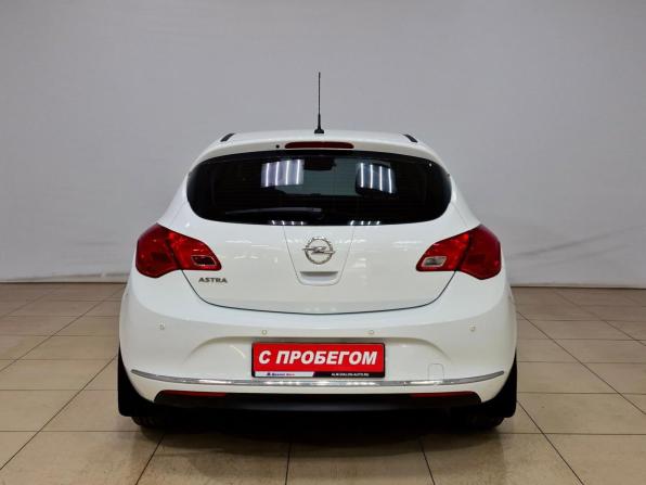 Opel Astra J Рестайлинг с пробегом 2013 года, цена 690 000 рублей, 191865 км, хэтчбек, Автокод Объявления