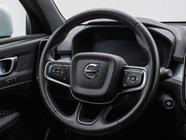 Volvo XC40 I с пробегом 2020 года, цена 2 940 000 рублей, 50718 км, внедорожник, Автокод Объявления