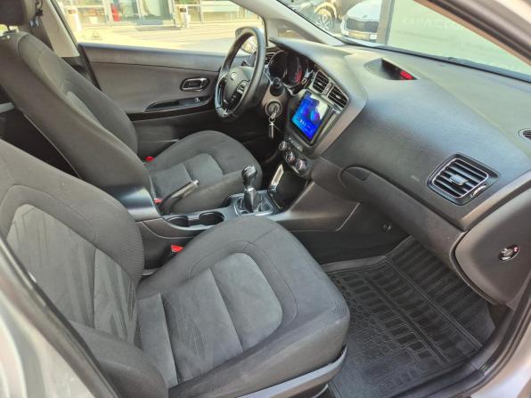 Kia Ceed II Рестайлинг с пробегом 2015 года, цена 900 000 рублей, 186633 км, универсал, Автокод Объявления