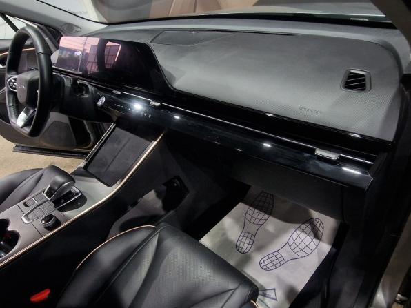 Omoda C5 I с пробегом 2022 года, цена 1 610 000 рублей, 56946 км, внедорожник, Автокод Объявления