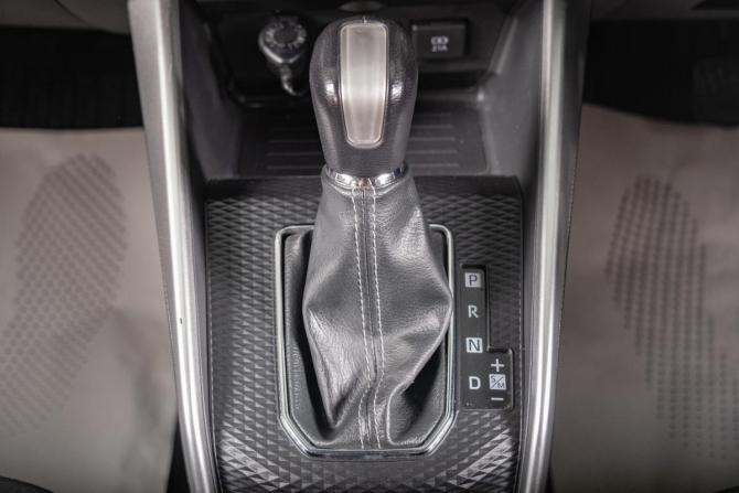 Toyota Raize I с пробегом 2019 года, цена 1 839 000 рублей, 45300 км, внедорожник, Автокод Объявления