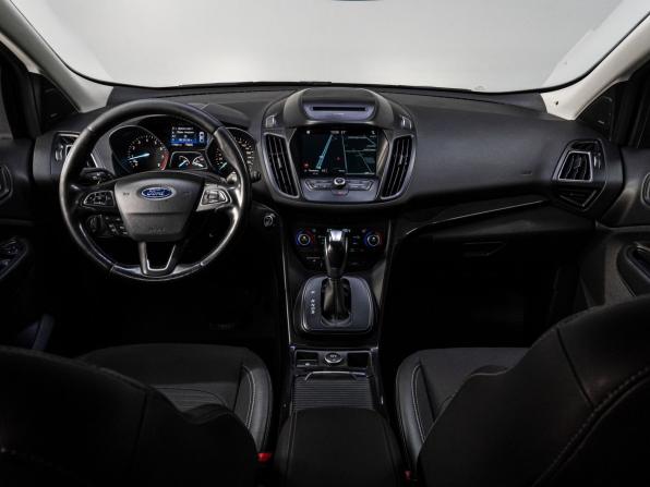 Ford Kuga II Рестайлинг с пробегом 2017 года, цена 1 375 000 рублей, 177081 км, внедорожник, Автокод Объявления