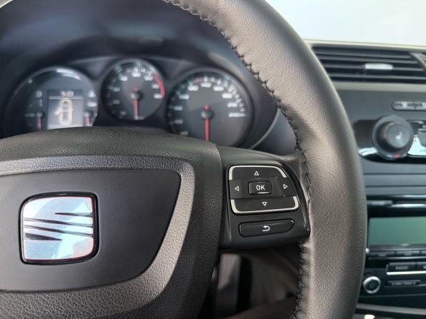 SEAT Leon II Рестайлинг с пробегом 2012 года, цена 799 000 рублей, 139000 км, хэтчбек, Автокод Объявления