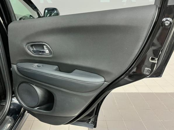 Honda Vezel I с пробегом 2014 года, цена 1 359 000 рублей, 168654 км, внедорожник, Автокод Объявления