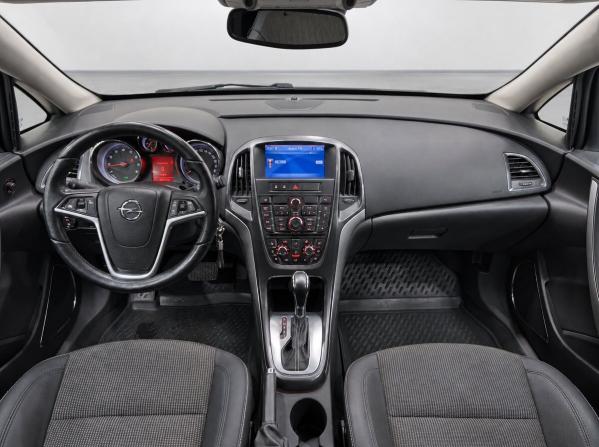 Opel Astra J Рестайлинг с пробегом 2012 года, цена 799 000 рублей, 150000 км, универсал, Автокод Объявления