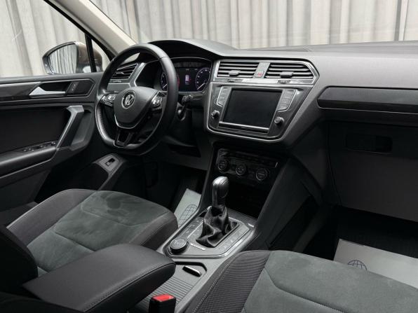 Volkswagen Tiguan II с пробегом 2017 года, цена 2 849 000 рублей, 128143 км, внедорожник, Автокод Объявления