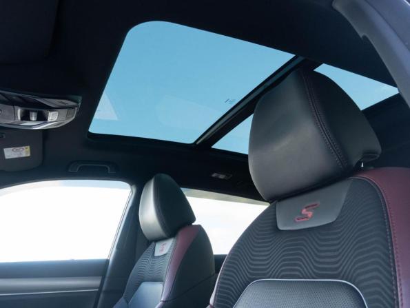 Geely Coolray I Рестайлинг с пробегом 2023 года, цена 1 947 000 рублей, 34377 км, внедорожник, Автокод Объявления