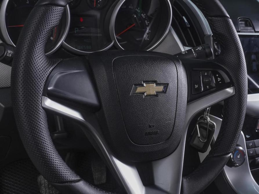 Chevrolet Cruze I Рестайлинг Ростов-на-Дону  - изображение 14