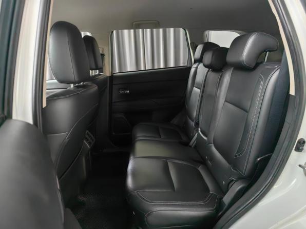 Mitsubishi Outlander III Рестайлинг 3 с пробегом 2019 года, цена 2 399 000 рублей, 219194 км, внедорожник, Автокод Объявления