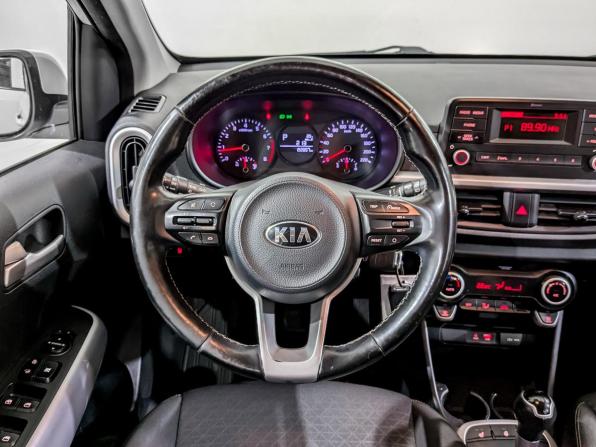 Kia Picanto III с пробегом 2017 года, цена 980 000 рублей, 192853 км, хэтчбек, Автокод Объявления