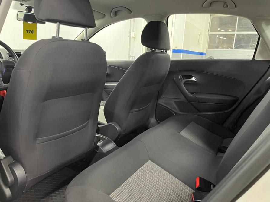 Volkswagen Polo V Санкт-Петербург  - изображение 12