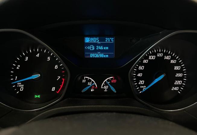 Ford Focus III с пробегом 2013 года, цена 779 000 рублей, 93698 км, хэтчбек, Автокод Объявления