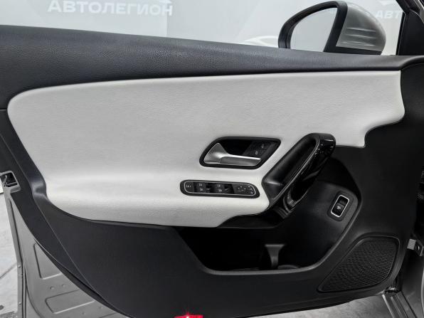 Mercedes-Benz A-Класс IV (W177) с пробегом 2019 года, цена 1 980 000 рублей, 100890 км, седан, Автокод Объявления