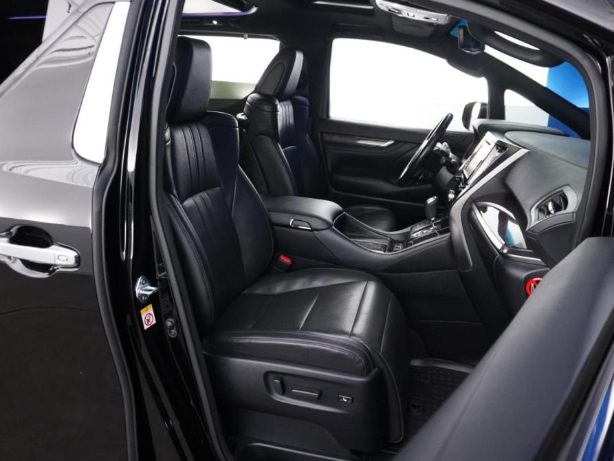 Toyota Alphard III Рестайлинг Москва  - изображение 8