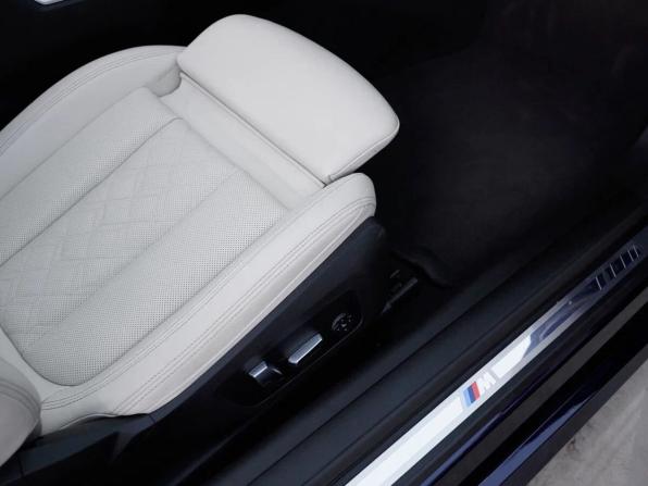 BMW 4 серии G22 G23 G26 с пробегом 2023 года, цена 8 999 000 рублей, 31700 км, кабриолет, Автокод Объявления