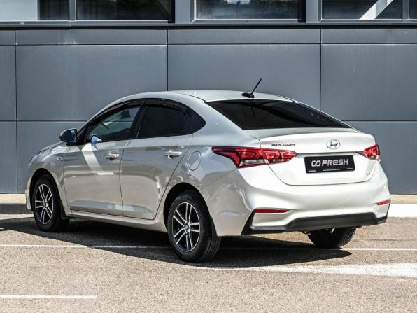 Hyundai Solaris II с пробегом 2018 года, цена 1 378 000 рублей, 118325 км, седан, Автокод Объявления