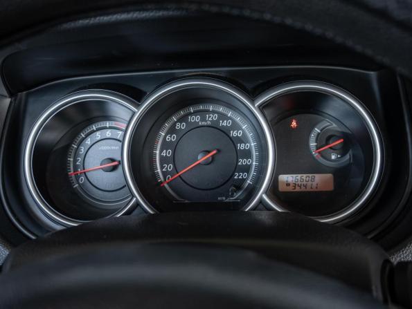 Nissan Tiida I Рестайлинг с пробегом 2012 года, цена 715 000 рублей, 176608 км, седан, Автокод Объявления