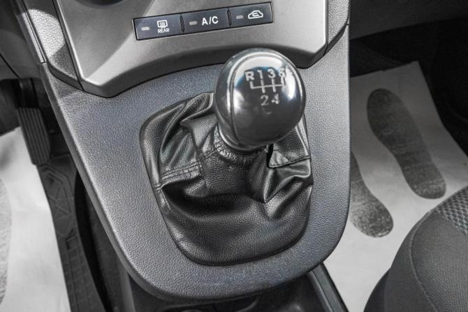 Kia Carens II (UN) с пробегом 2011 года, цена 729 000 рублей, 206000 км, компактвэн, Автокод Объявления