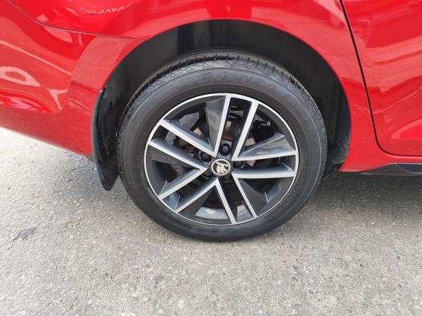 Skoda Rapid I Рестайлинг с пробегом 2019 года, цена 1 419 000 рублей, 103229 км, лифтбек, Автокод Объявления