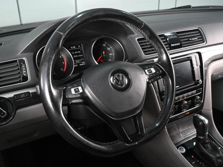 Volkswagen Passat (North America and China) I Рестайлинг Ростов-на-Дону  - изображение 13