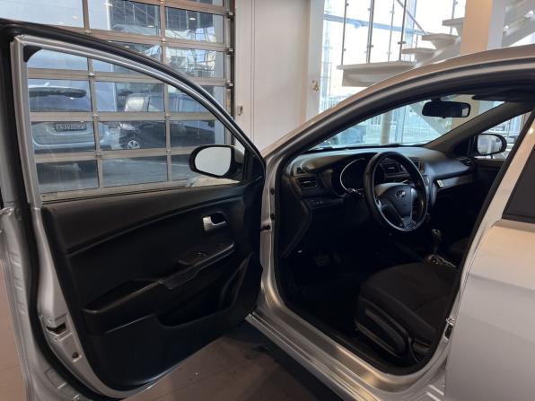 Kia Rio III с пробегом 2015 года, цена 900 000 рублей, 150032 км, седан, Автокод Объявления