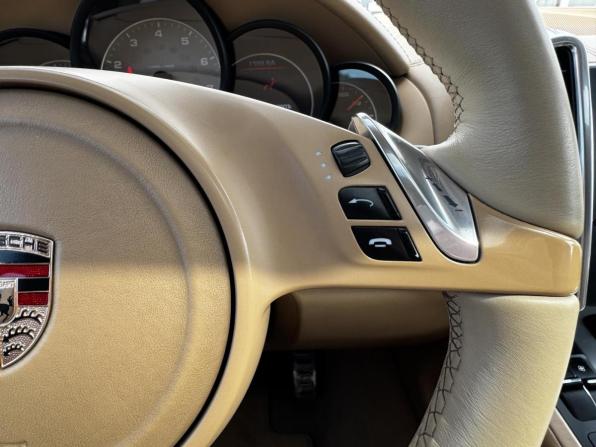 Porsche Cayenne II (958) с пробегом 2010 года, цена 1 920 000 рублей, 367762 км, внедорожник, Автокод Объявления