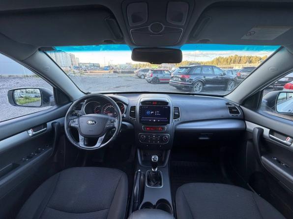 Kia Sorento II Рестайлинг с пробегом 2013 года, цена 1 095 000 рублей, 305377 км, внедорожник, Автокод Объявления