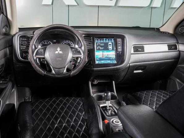Mitsubishi Outlander III Рестайлинг с пробегом 2014 года, цена 1 699 000 рублей, 191063 км, внедорожник, Автокод Объявления