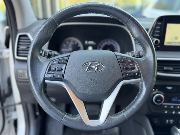 Hyundai Tucson III Рестайлинг с пробегом 2018 года, цена 1 975 000 рублей, 124516 км, внедорожник, Автокод Объявления