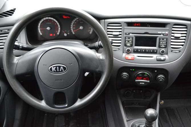 Kia Rio II Рестайлинг с пробегом 2010 года, цена 530 000 рублей, 193389 км, седан, Автокод Объявления