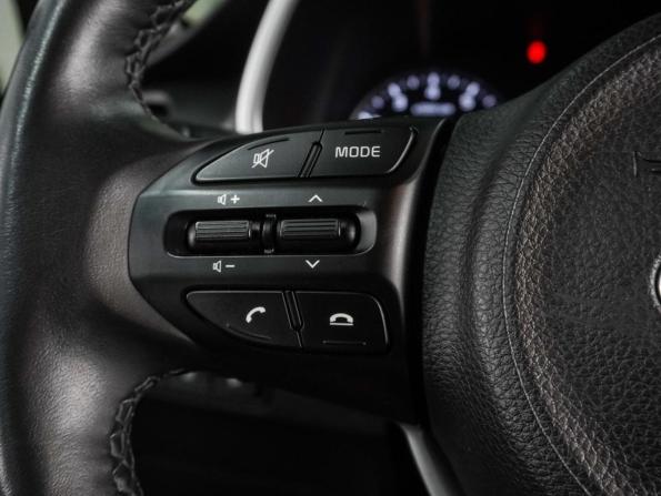 Kia Rio IV Рестайлинг с пробегом 2021 года, цена 1 534 000 рублей, 60866 км, седан, Автокод Объявления