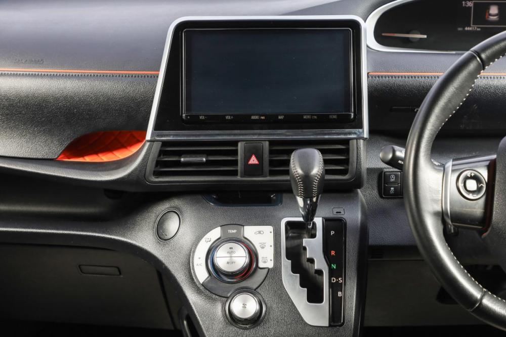 Toyota Sienta II Рестайлинг Новосибирск  - изображение 16